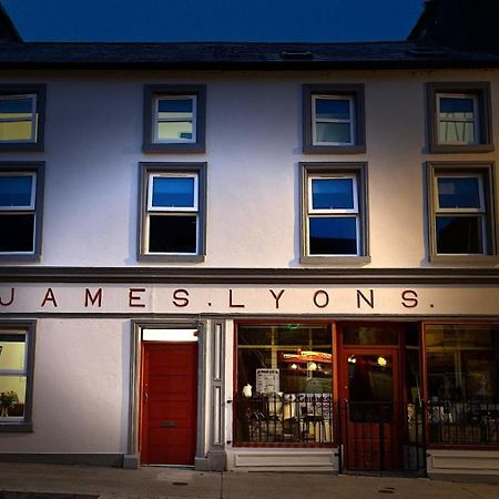 באליהוניס 'James Lyons' The Old Main St מראה חיצוני תמונה